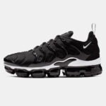 Nike Air VaporMax (Black & White)