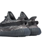 Yeezy Boost 350 V2 Dark Salt - Слика 4